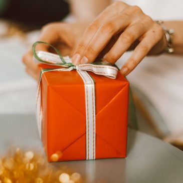 What is the Last Day to Send Packages for Christmas?