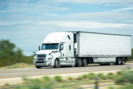 Avoid the Summer Freight Squeeze: How Seasonal Demand Impacts Rates and Capacity